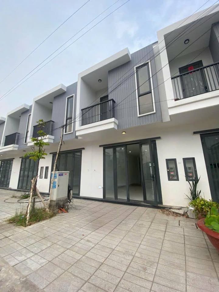 Nhà cho thuê tại KĐT Tây Bắc, Rạch Giá, 2PN, giá 5.5 triệu/tháng - Phù hợp cho gia đình và văn phòng