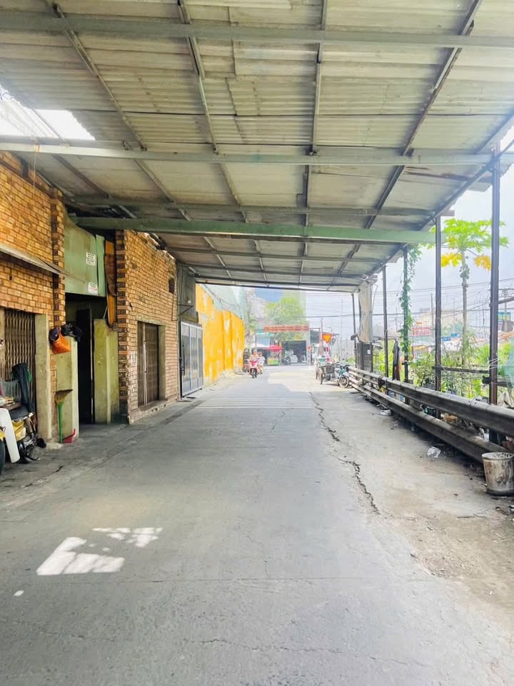 Đất tặng nhà cấp 4 và 7 phòng trọ khu vực Hố Nai 219m² giá 3.999 tỷ - Cơ hội đầu tư sinh lời!