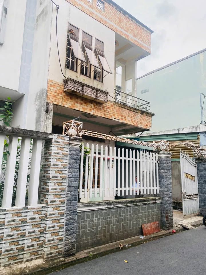 Nhà phố Trấn Biên, Biên Hòa 146m² giá 7.6 tỷ - Vị trí đắc địa ngay trung tâm!