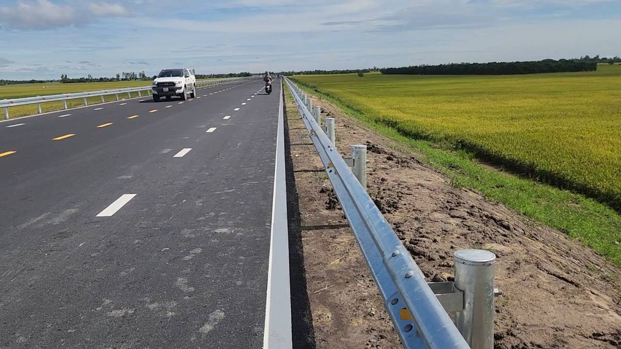 Đất mặt tiền Quốc lộ N1, xã Châu Phong, Tân Châu 15 công - Pháp lý rõ ràng, giá tốt!