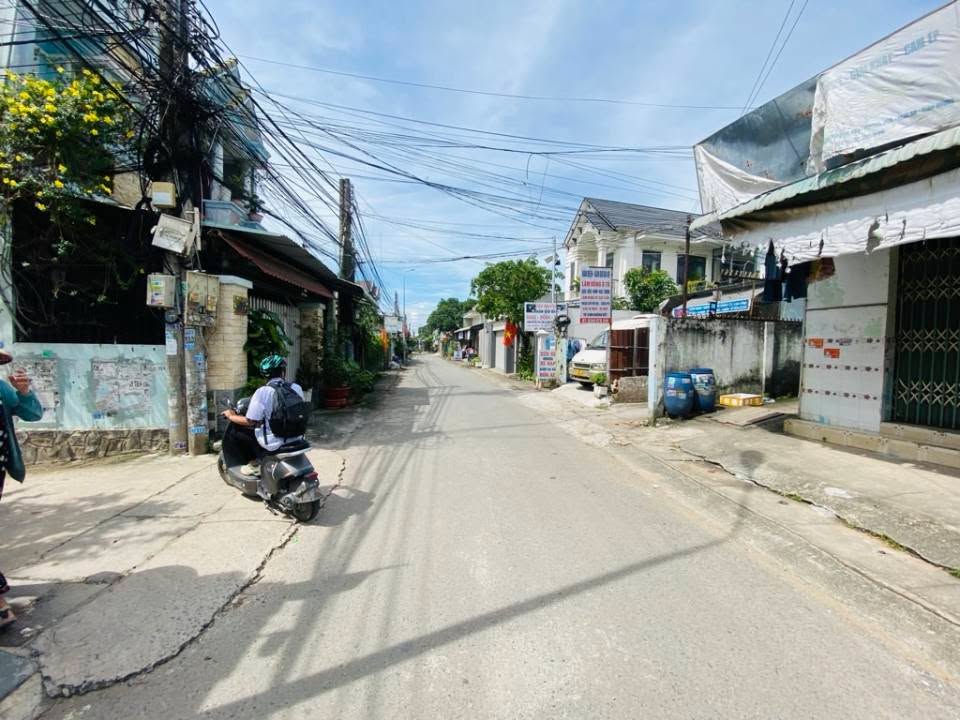 Đất mặt tiền Dĩ An 157m² giá 6.9 tỷ - Lô góc kinh doanh đắc địa!