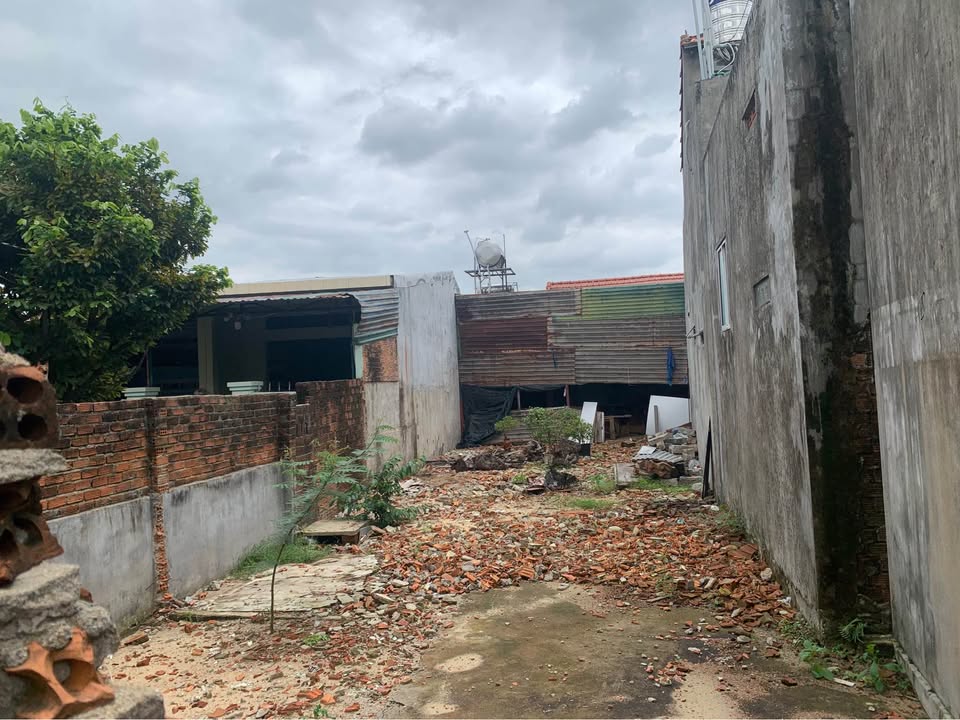 Đất nền Hẻm 123 Hoàng Văn Thụ, Quảng Ngãi 116m² giá 600 triệu - Cơ hội đầu tư hấp dẫn!