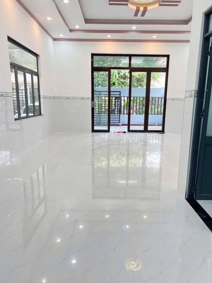 Nhà đẹp mới xây tại Xuân Thọ, 280m² chỉ 1 tỷ - Tiềm năng du lịch lớn!