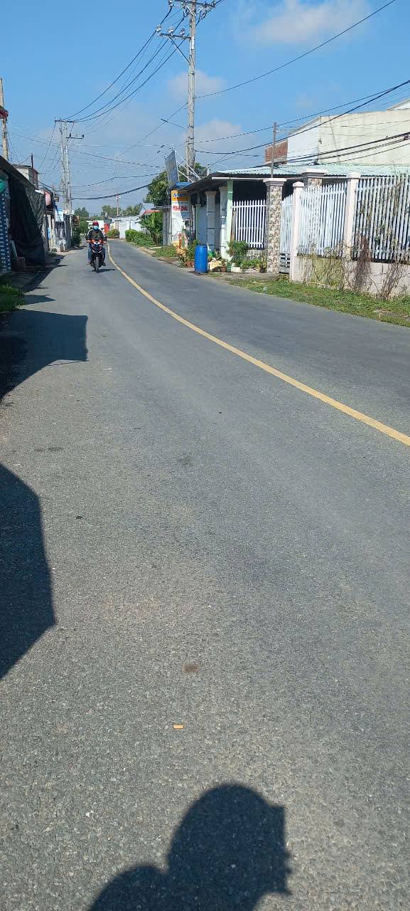 Đất thổ cư 500m² tại Long Hiệp, Bến Lức - Giá 7.9 tỷ, cơ hội đầu tư hấp dẫn!