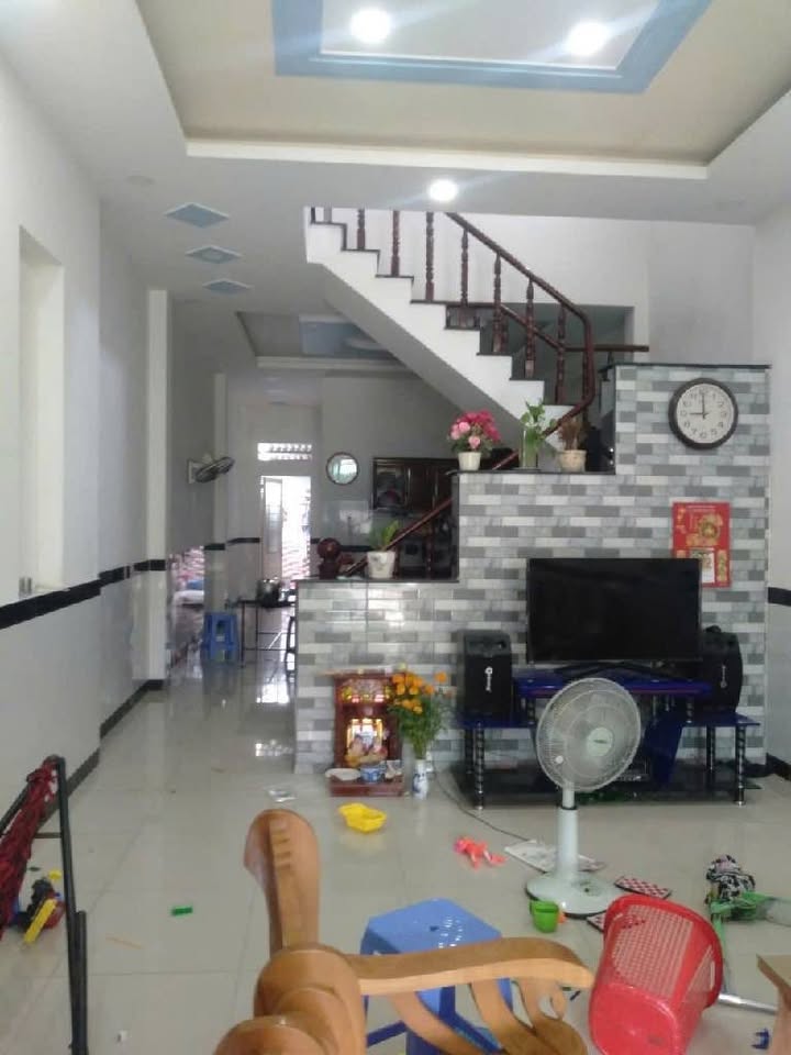 Nhà Thủ Đức 60m² giá 3 tỷ - Chính chủ, vị trí hiếm có!