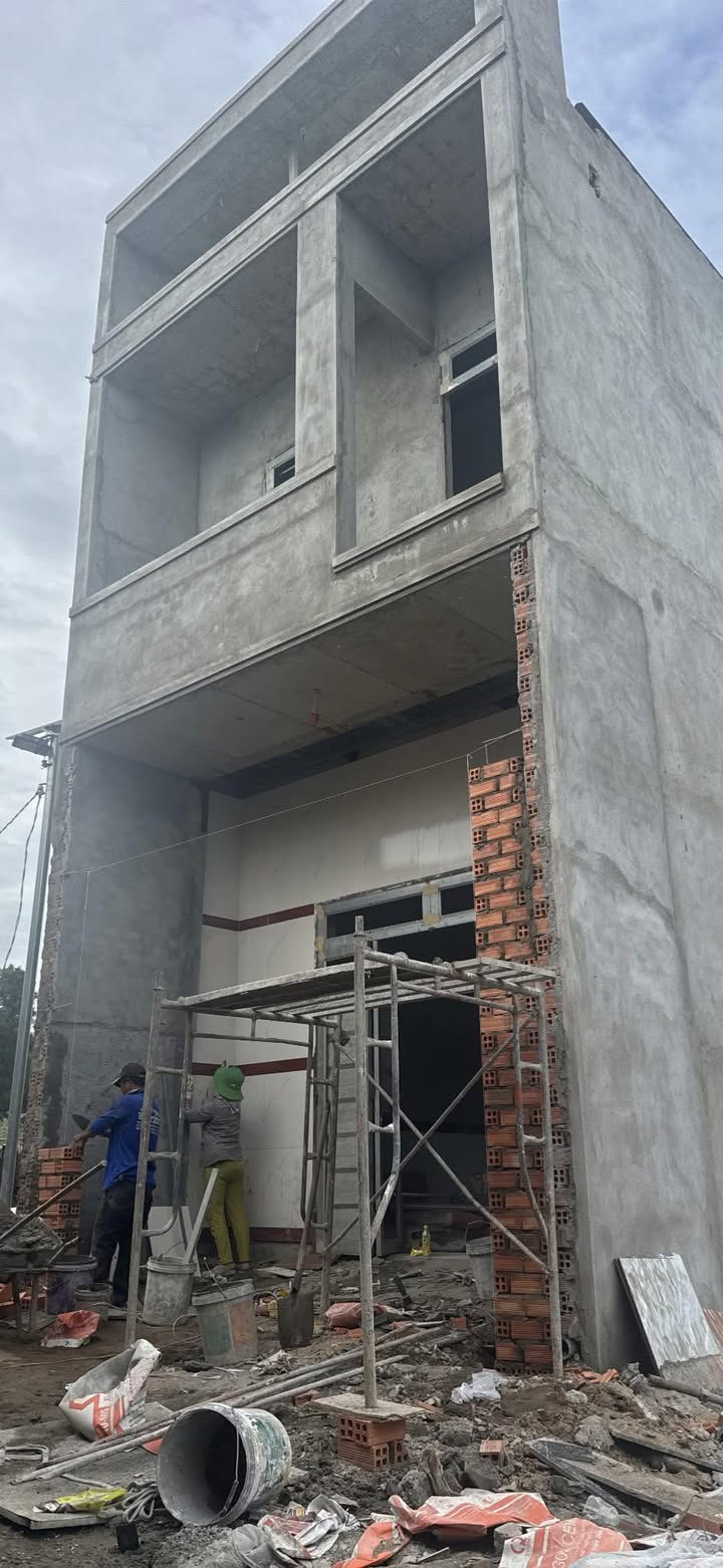 Nhà bán Tân Phước Khánh 60m² giá 2.15 tỷ - Thiết kế hiện đại, tiện nghi