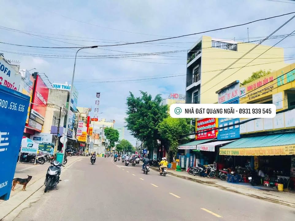 Nhà phố mặt tiền đường Quang Trung, Quảng Ngãi 101m² giá 15 tỷ - Vị trí kinh doanh sầm uất!