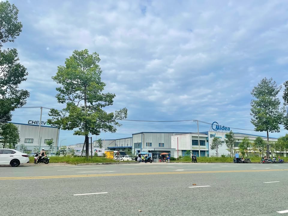 Đất nền 150m² Đường DA1 Bến Cát giá chỉ 3 tỷ - Vị trí kinh doanh đắc địa!