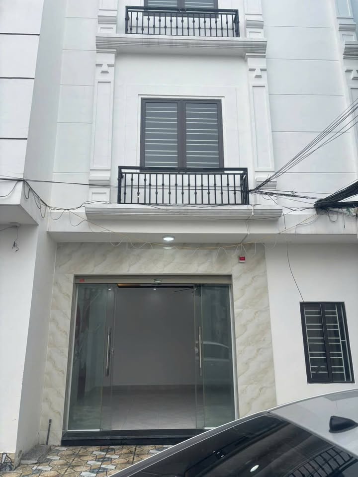 Nhà 3 tầng tại Tổ 9, Phường Hòa Nghĩa, Dương Kinh - Giá chỉ 1 tỷ, sổ đỏ chính chủ!