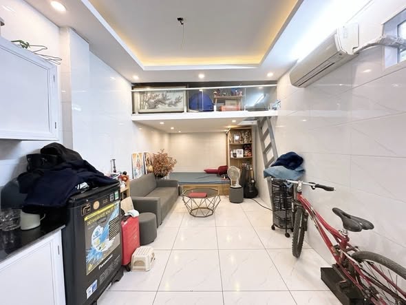 Căn hộ tập thể Bạch Mai 26m² giá 2.5 tỷ - Vị trí vàng, sẵn sàng ở ngay!