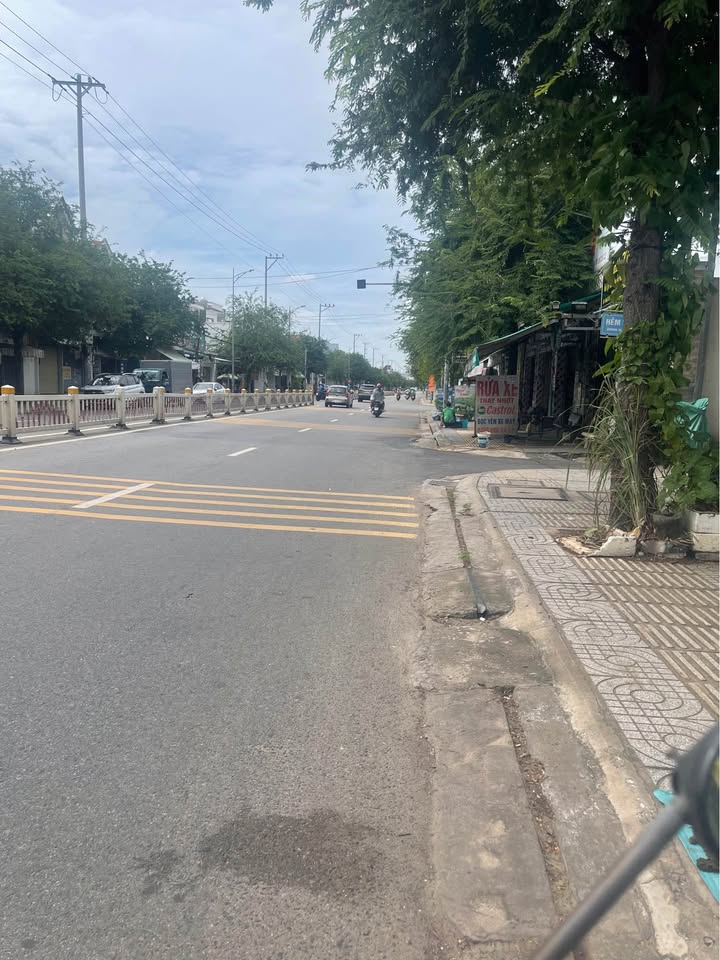 Đất nền 222m² mặt tiền đường 30-4, Vũng Tàu - Sổ hồng chính chủ, giá tốt!