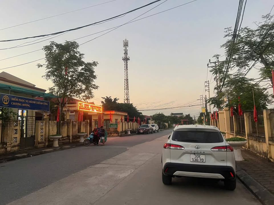 Đất nền Chương Dương, Hoàn Kiếm 100m² giá 3 tỷ - Cơ hội hiếm cho nhà đầu tư!