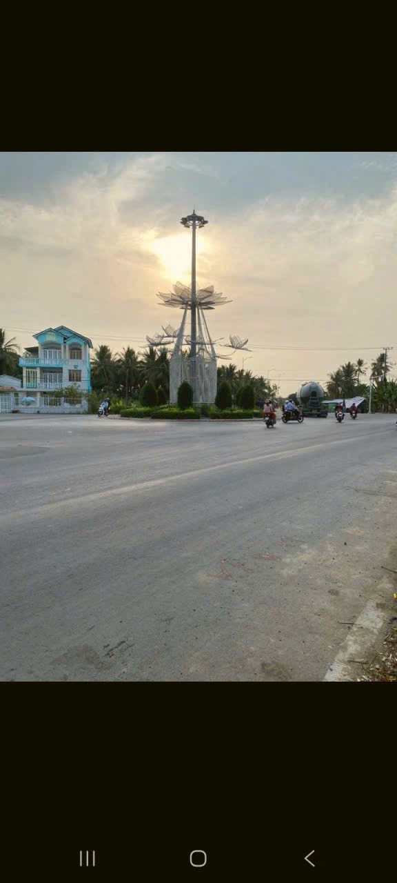 Đất nền mặt tiền Trần Văn Ẩn, Long Đức, 815m², Giá 1 tỷ - Cơ hội đầu tư hấp dẫn!