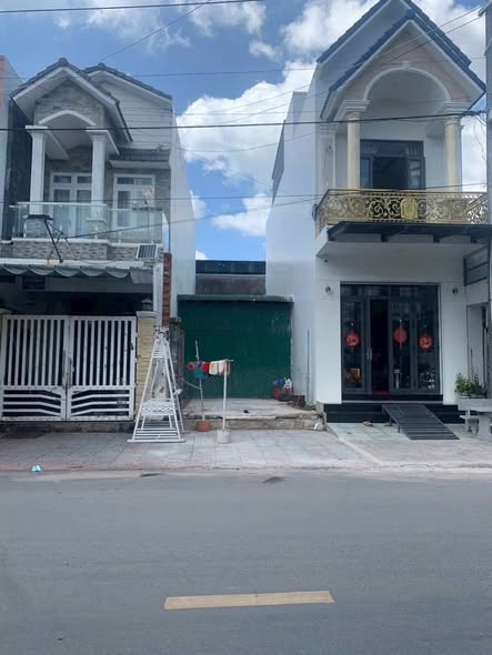 Nhà mặt tiền Bến Chương Dương, Phước Hội 60m² giá 2.2 tỷ - Vị trí kinh doanh đắc địa!