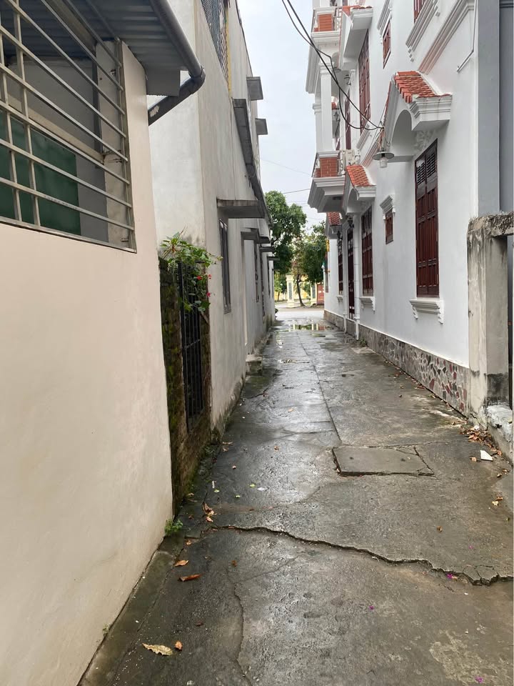 Nhà cấp 4 Ngõ 34 Nguyễn Viết Xuân 75.5m² - Ô tô vào tận cửa, giá thỏa thuận!