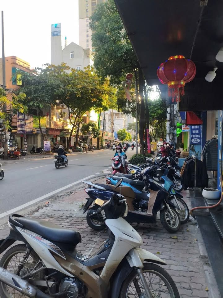 Cho thuê mặt bằng kinh doanh phố Tô Hiệu, Hà Đông 16m² - Đường ô tô tránh, giá 12 triệu!
