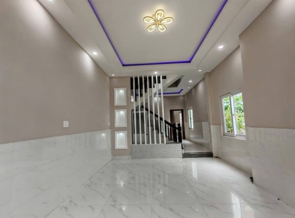Nhà mặt tiền Nguyễn Thiện Kế, Sơn Trà 85m² giá chỉ 10 tỷ - Cơ hội đầu tư tuyệt vời!