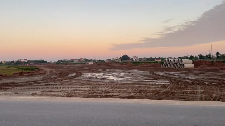 Đất nền Phúc Thành Lý Nhân 100m² giá 2 tỷ - Sổ đỏ chính chủ, mặt tiền rộng!