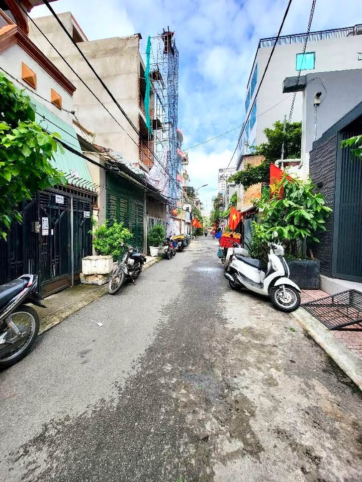 Căn hộ dịch vụ 4 tầng Nguyễn Văn Thương 52m² giá 10.9 tỷ - Đầu tư sinh lời ổn định!