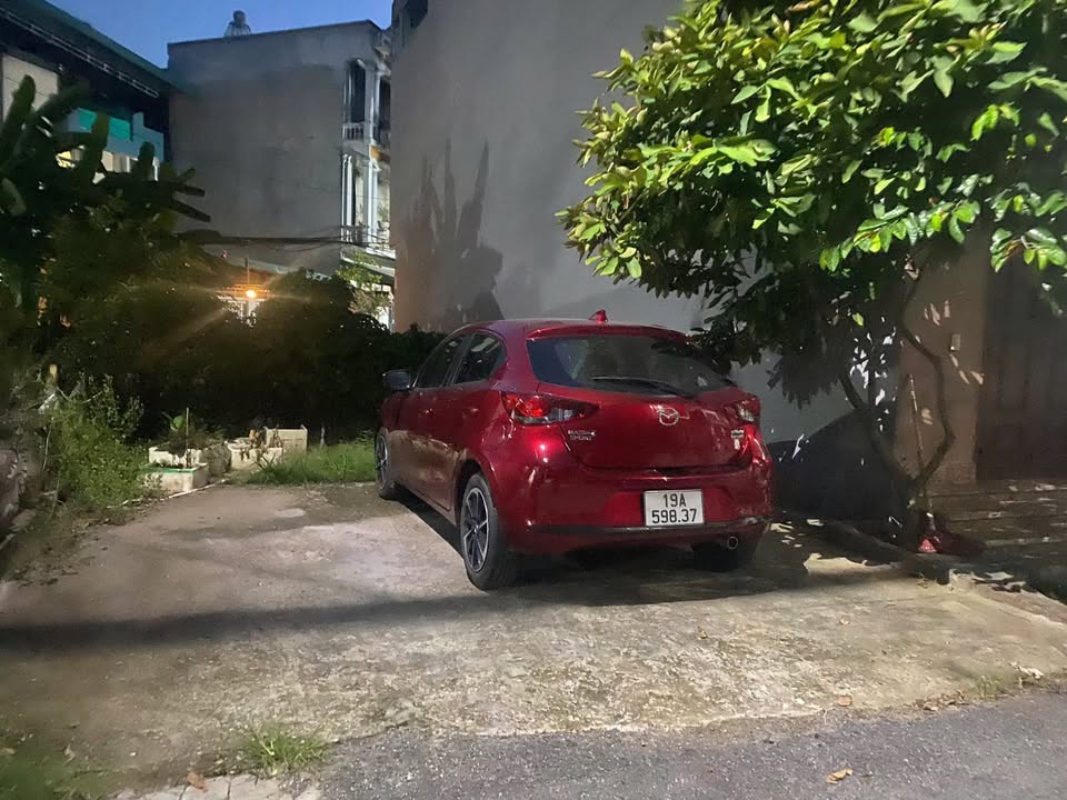 Đất chính chủ bán tại Thanh Miếu, Việt Trì 90m² - Giao thông thuận lợi!