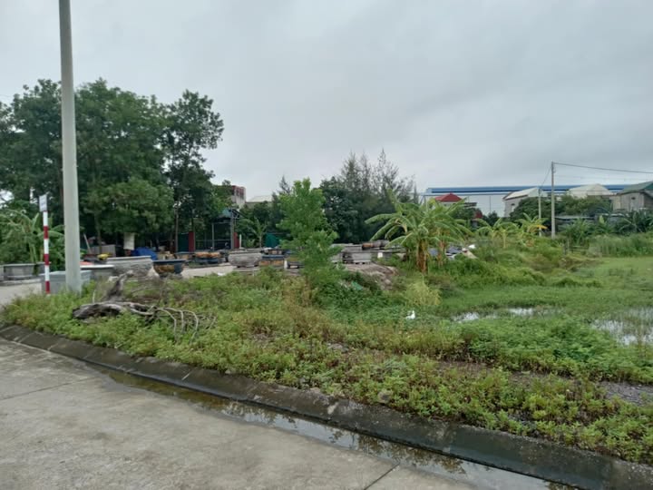 Đất nền Trần Nhân Tông, Ninh Sơn 150m² giá 4 tỷ - Đầu tư sinh lời hấp dẫn!