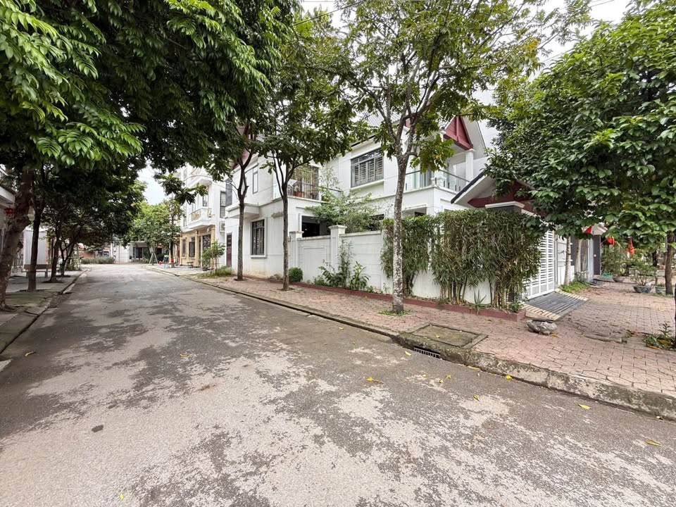 Đất góc 90m² mặt đường view hồ tại KDC Số 3 - Bắc Giang - Đầu tư sinh lời lý tưởng!