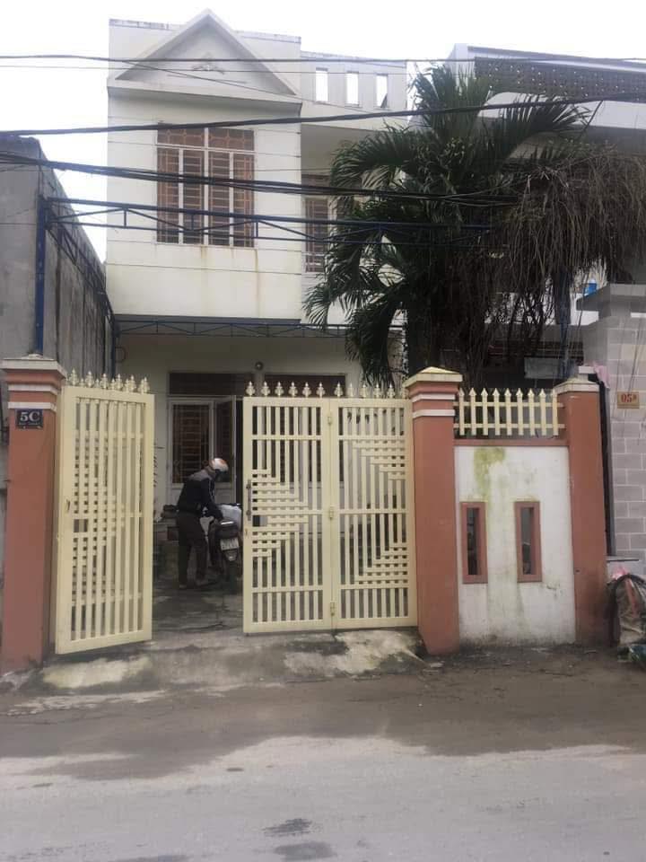 Nhà 2 tầng mặt tiền đường Bùi Chát, Liên Chiểu, 120m² - Đầy đủ nội thất, nhận nhà ngay!