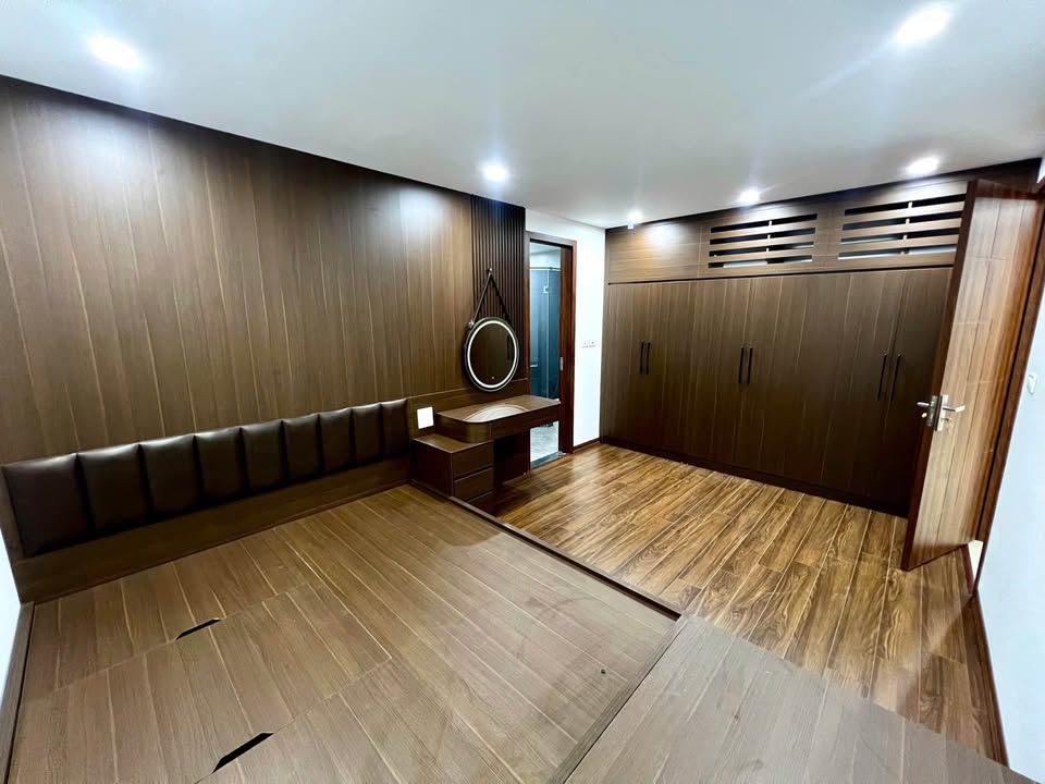 Căn hộ FLC Quang Trung 92m² giá 6 tỷ - Full nội thất, xách vali vào ở ngay!