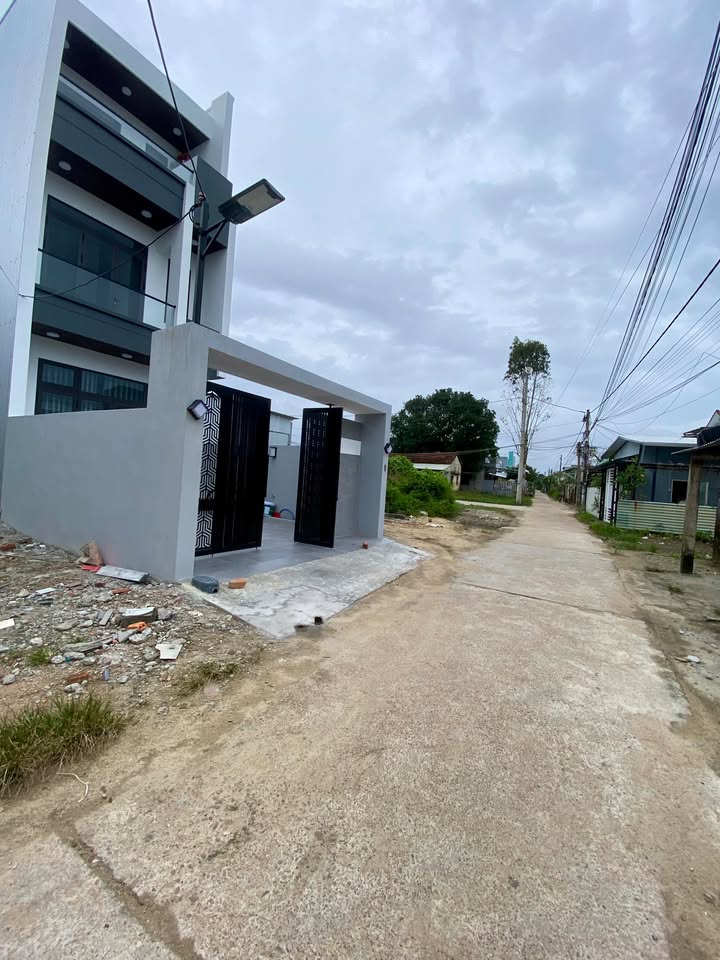 Đất nền Hòa Quý Đà Nẵng 115m² giá 2 tỷ - Đường ô tô thông thoáng!