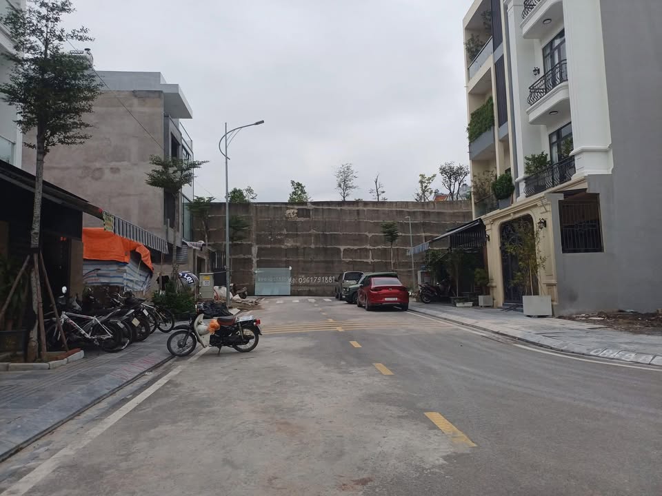 Đất nền tại khu 7, phường Cao Thắng, Hạ Long 90m² giá 3.6 tỷ - Đầu tư sinh lời ngay!