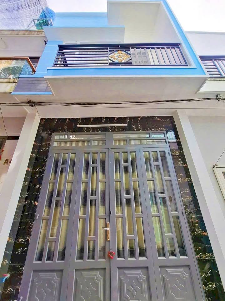 Nhà lầu chính chủ tại Mỹ Hạnh Bắc 32m² giá 650 triệu - Sẵn sàng công chứng!