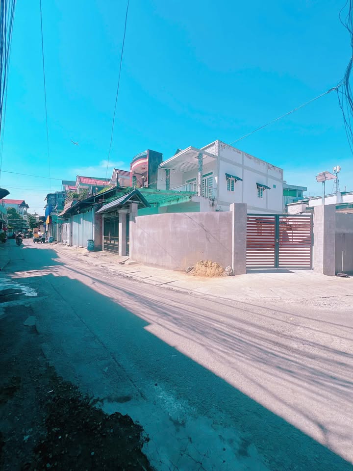 Biệt thự nhà vườn Dĩ An 310m² giá 16.4 tỷ - Cơ hội đầu tư tuyệt vời!