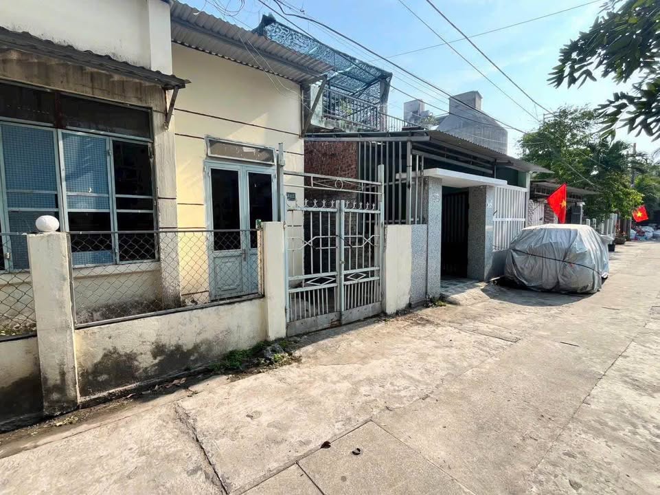 Nhà cấp 4 Nguyễn Phước Chu Đà Nẵng 111.7m² giá 2.7 tỷ - Vị trí sát biển Kim Liên!