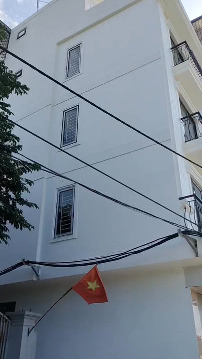 Nhà liên mạc lô góc 32m², 5 tầng, giá 7.35 tỷ - Tiện ích đầy đủ, gần chợ, trường học!