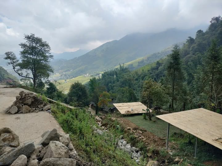 Đất Tả Phìn Sa Pa 2160m² giá chỉ 1.99 tỷ - View đẹp, sổ đỏ chính chủ!