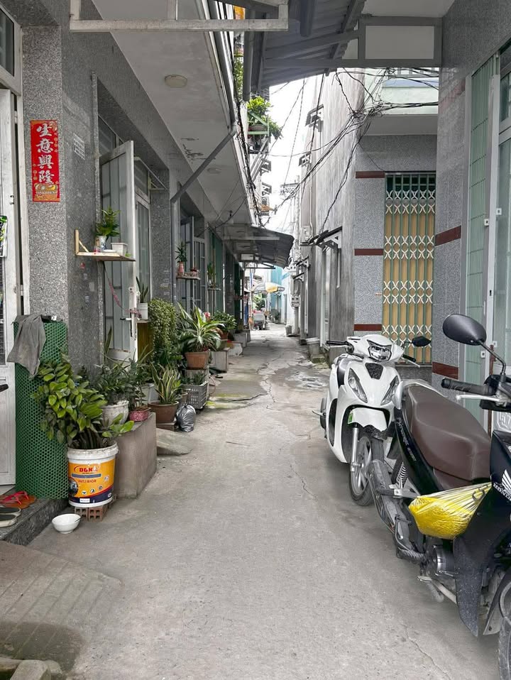 Nhà riêng Cần Giuộc 32m² giá 950 triệu - Sổ hồng chính chủ