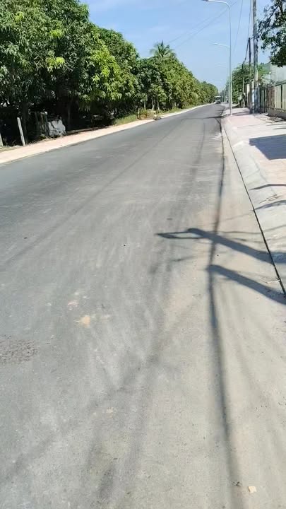 Đất nền Cao Lãnh 2100m² giá 1.1 tỷ - Tiện ích xung quanh đầy đủ!