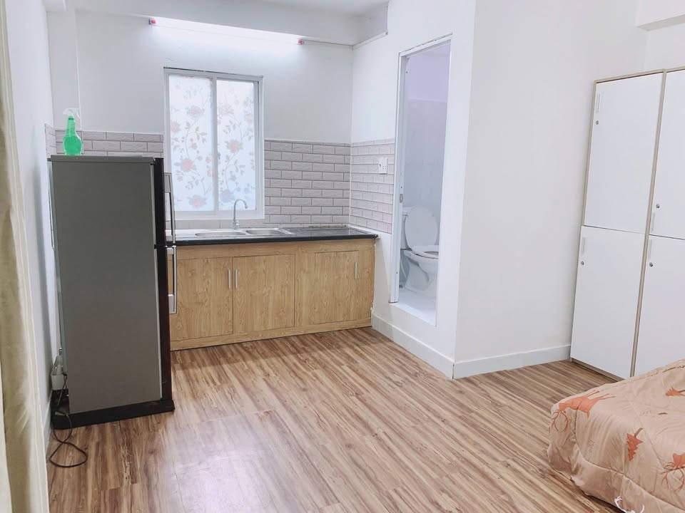 Căn hộ cho thuê Đoàn Như Hài Q4 - Thiết kế hiện đại, gần trường Đại học