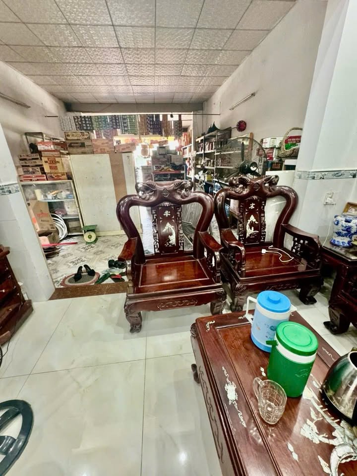 Bán gấp nhà mặt tiền Bùi Trọng Nghĩa, 160m², giá 6.5 tỷ - Pháp lý sổ hồng riêng!