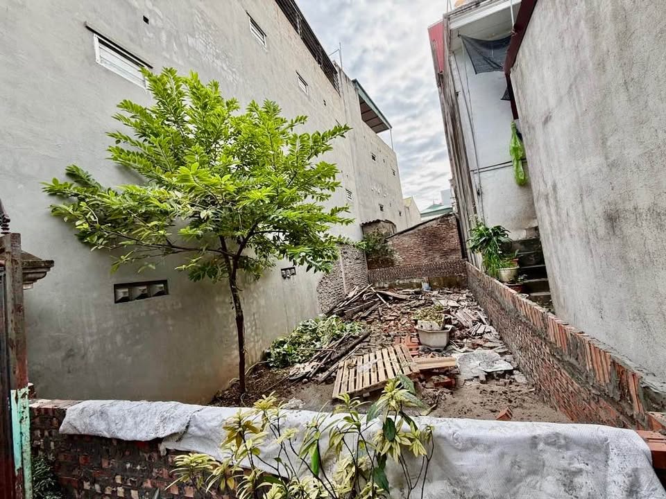 Nhà riêng Trâu Quỳ, Gia Lâm 57m² giá 6 tỷ - Đường ô tô tránh, kinh doanh tiện lợi!