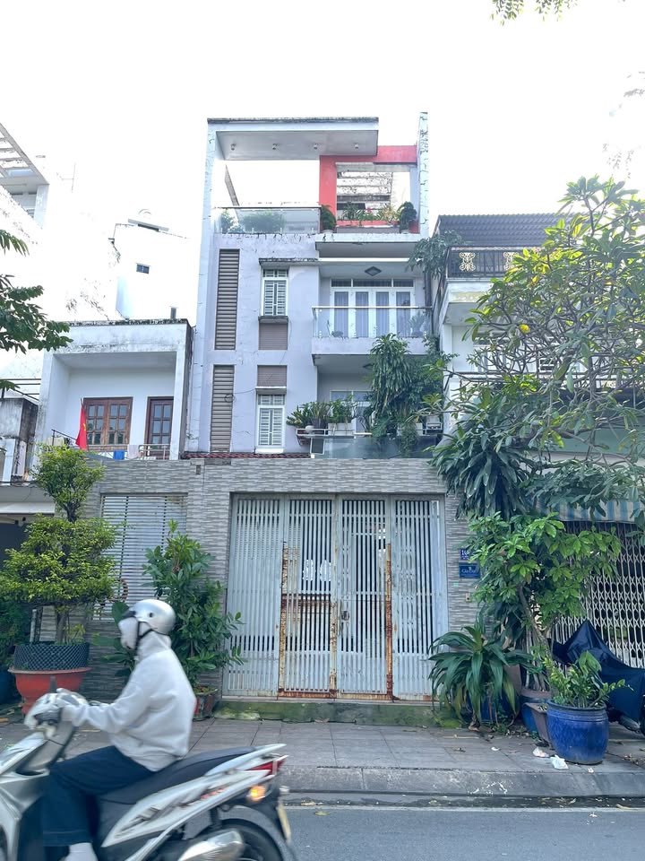 Biệt thự mặt tiền Lò Gốm, quận 6, 121.6m² giá 14.99 tỷ - Cam kết rẻ nhất khu vực!