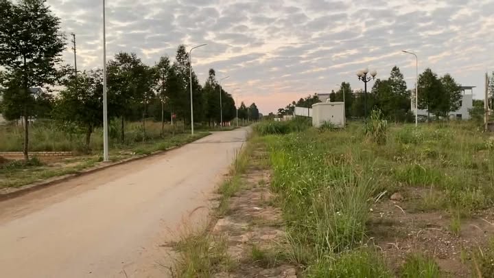 Đất nền Thạch Hòa 100m² giá thỏa thuận - Mặt đường đôi, vị trí đắc địa!