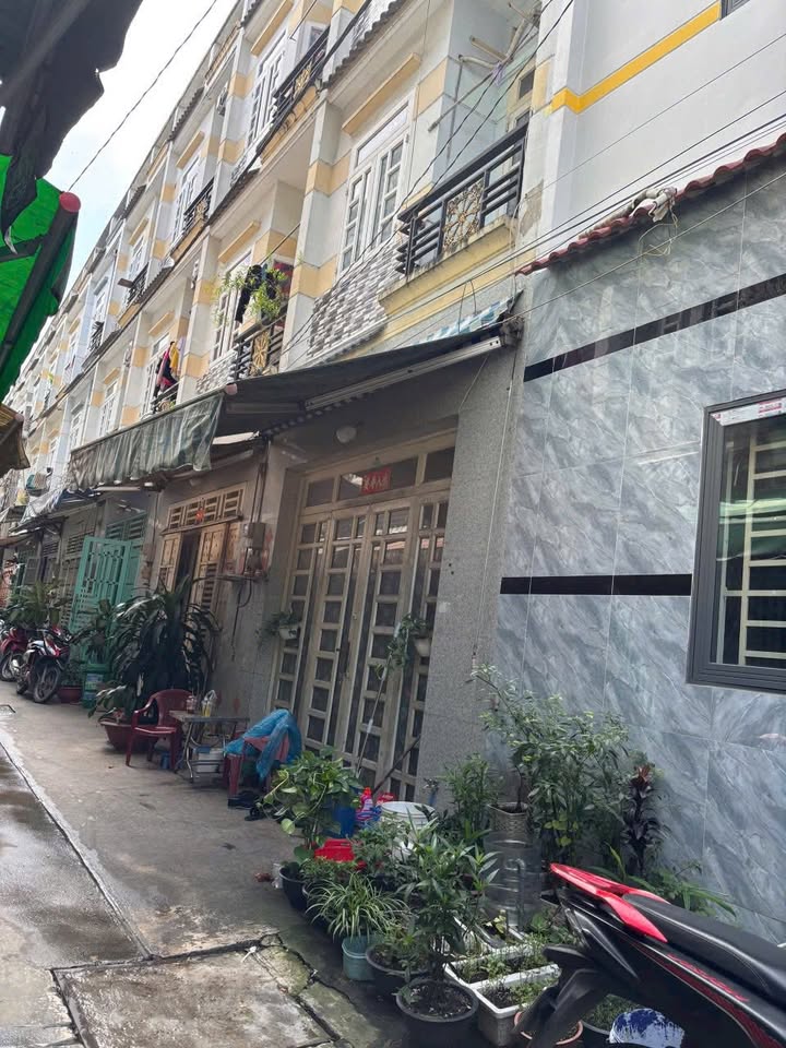 Nhà phố Tân Tạo A Bình Tân 24m² giá 1.5 tỷ - Cơ hội đầu tư tuyệt vời!