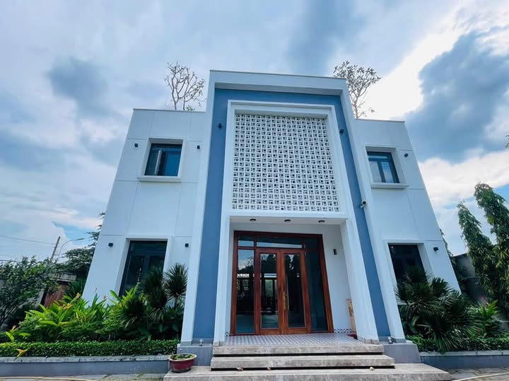 Biệt Thự Vườn Hoàng Công, Củ Chi 766m² giá 20 tỷ - Vị trí vàng góc hai mặt tiền!