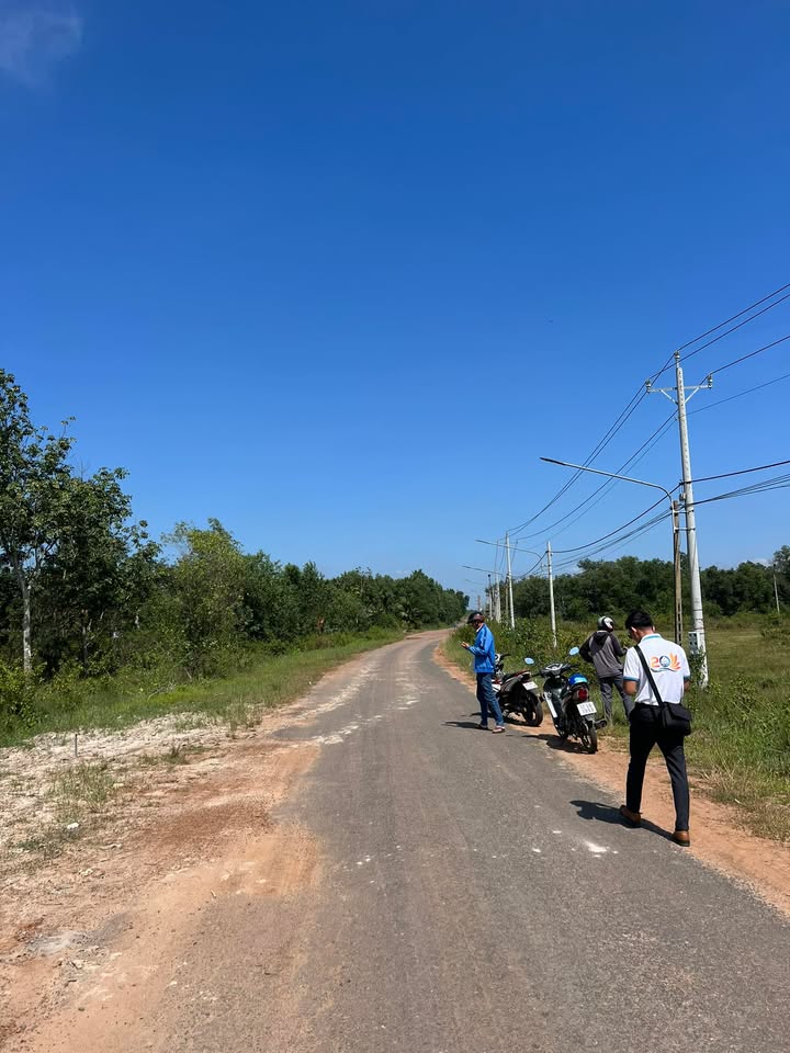 Đất nền Chơn Thành 330m² giá chỉ 700 triệu - Vị trí đắc địa gần Becamex!