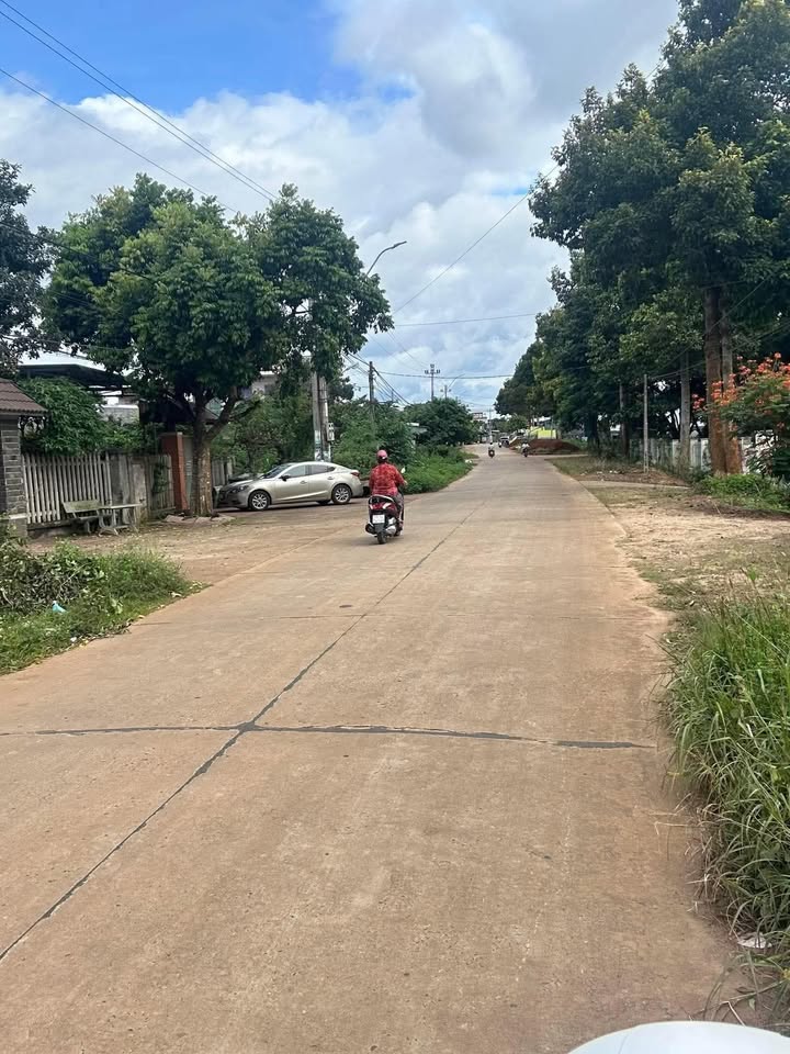 Đất nền Ea Kar Đắk Lắk 245m² giá 2.1 tỷ - Đường Ngô Gia Tự sổ đỏ chính chủ!