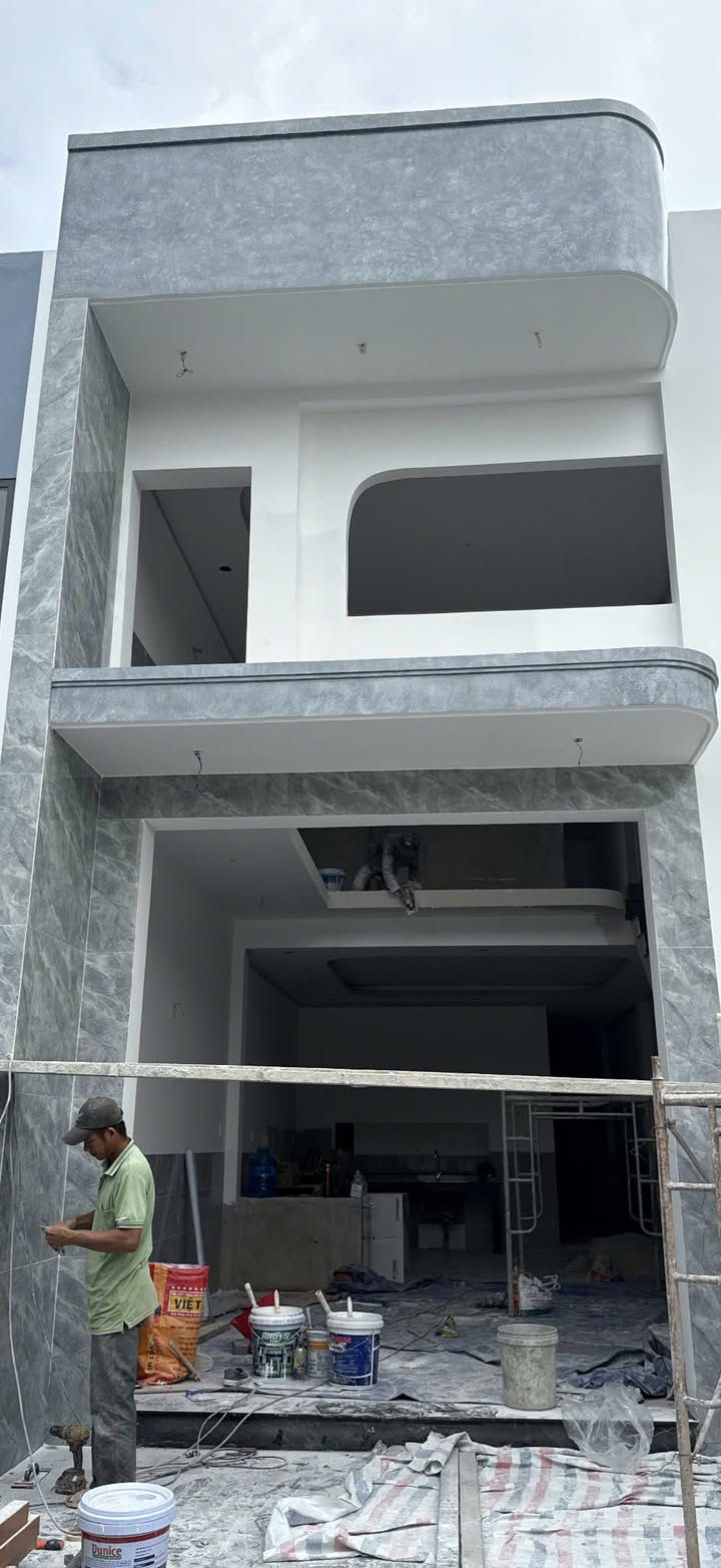 Nhà bán xã An Viễn, Trảng Bom, 108m² giá 1 tỷ - Sổ riêng thổ cư!