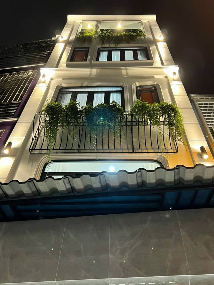 Nhà hẻm xe hơi Dương Quảng Hàm, Gò Vấp 48m² giá 7.8 tỷ - Sẵn sàng vào ở!