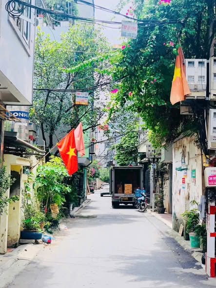 Nhà riêng Lĩnh Nam 38m² giá 7 tỷ - Sổ đỏ chính chủ, đầu tư sinh lời!