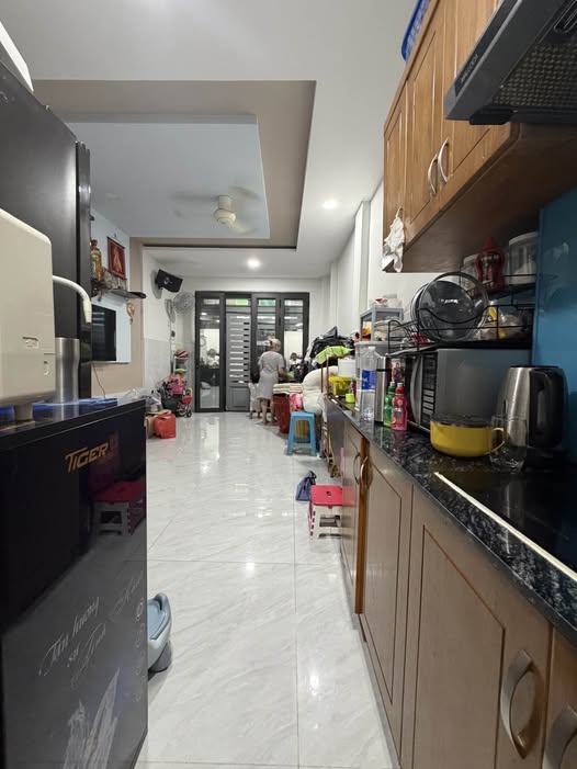 Nhà riêng Nguyễn Thái Bình, Tân Bình 90m² giá 4 tỷ - Thiết kế hiện đại, sẵn sàng ở ngay!